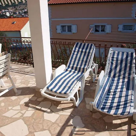 Mirja - 100m From The & Parking Trogir