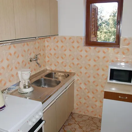 Appartement Mirja - 100m From The & Parking *